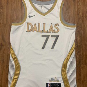 Nike Swingman Jersey Luka Doncic #77 City Edition '20-'21